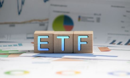 fonduri indexate vs etf